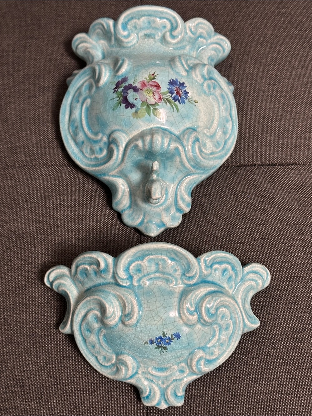 Vintage Turquoise Floral Wall Pocket Decor